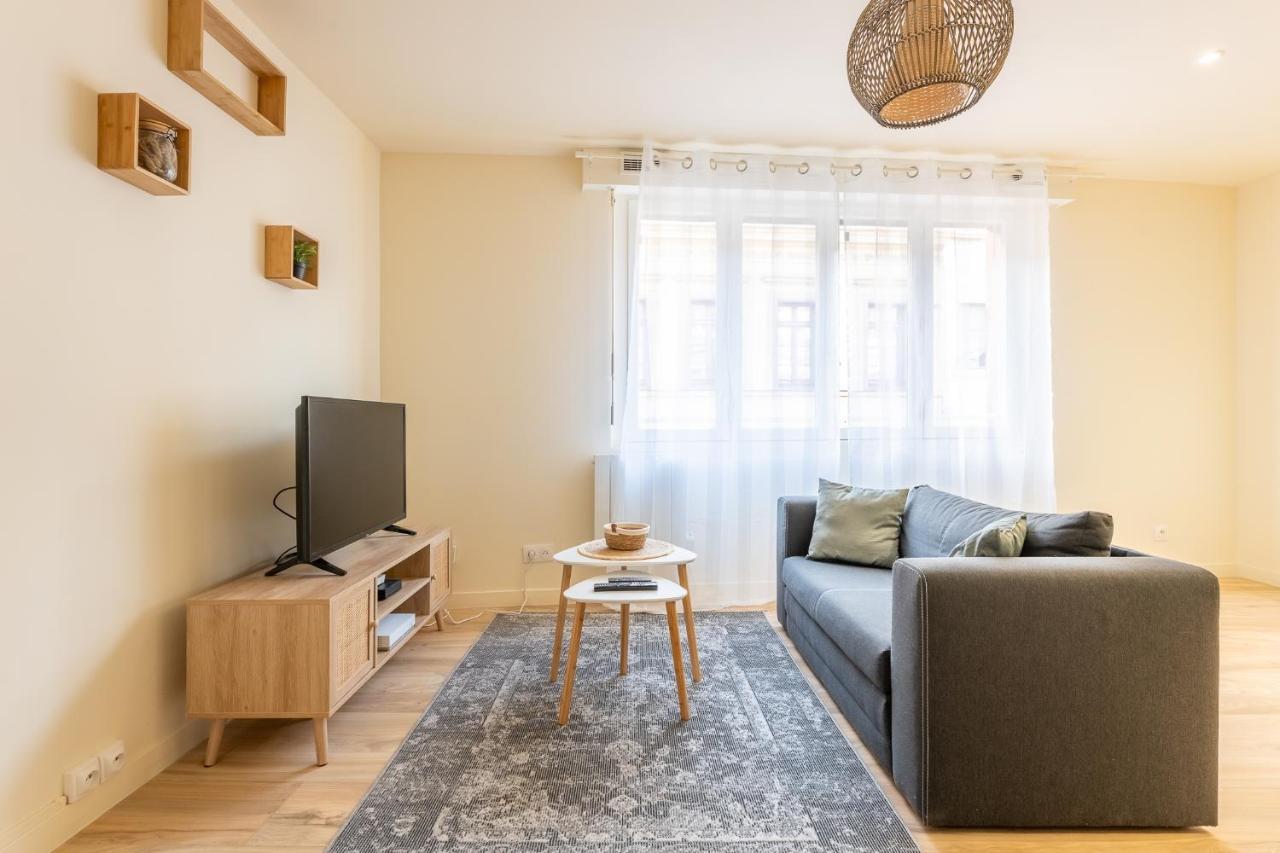 Le Chic - Appartement Elegant & Cosy En Hyper-Centre De Douai Exteriör bild